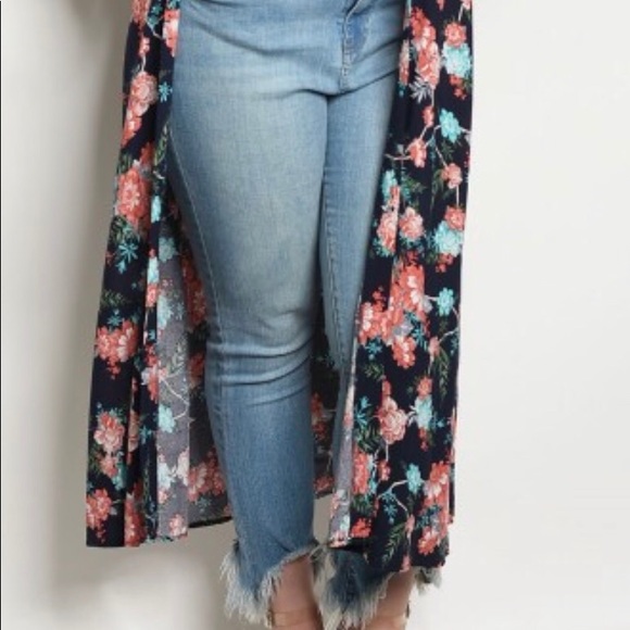 ❤️💕💜Long plus size kimono💕❤️ - Picture 2 of 2